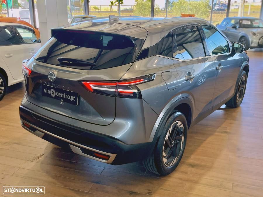 Nissan Qashqai 1.3 DIG-T N-Connecta LED Xtronic - 2