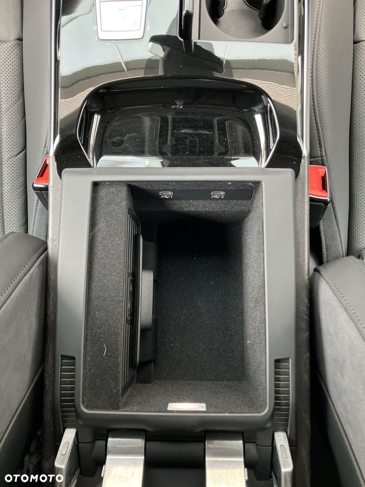 Audi A8 - 21