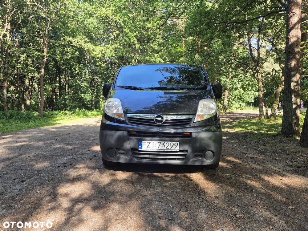 Opel Vivaro - 2