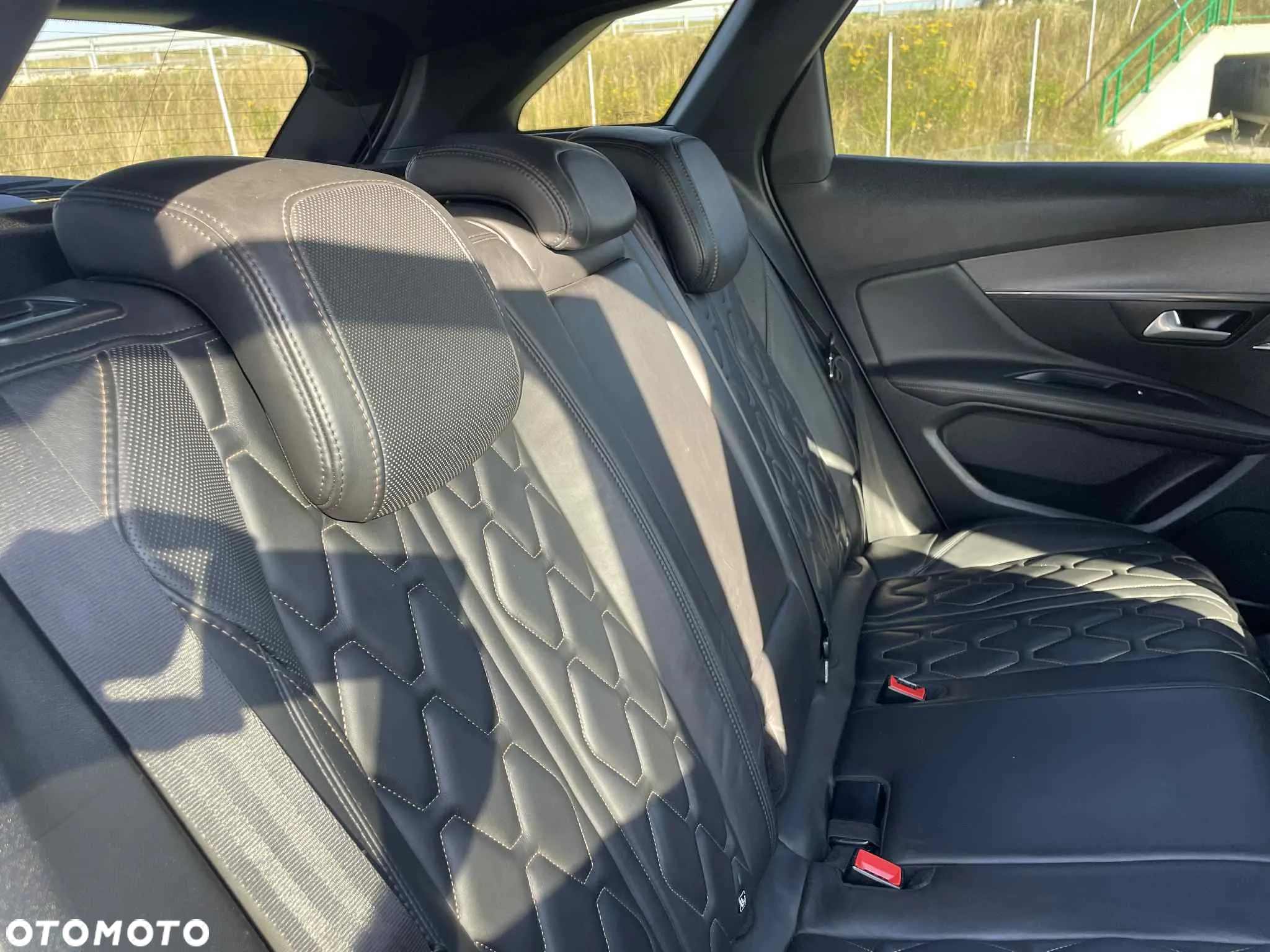 Peugeot 3008 2.0 BlueHDi GT S&S EAT6 - 28
