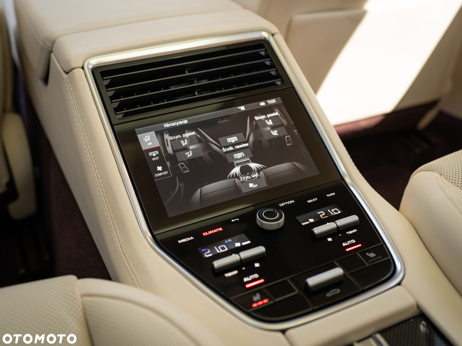 Porsche Panamera Turbo S - 29