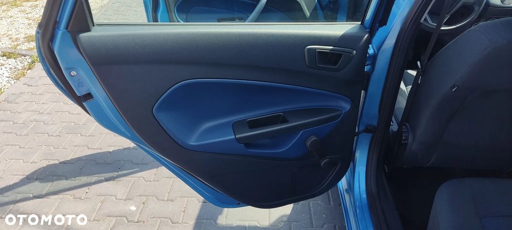 Ford Fiesta 1.25 Ambiente - 28