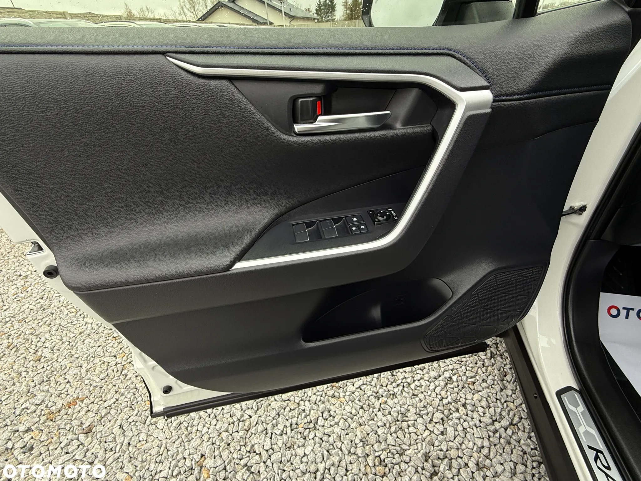 Toyota RAV4 2.5 4x4 Hybrid Club - 23