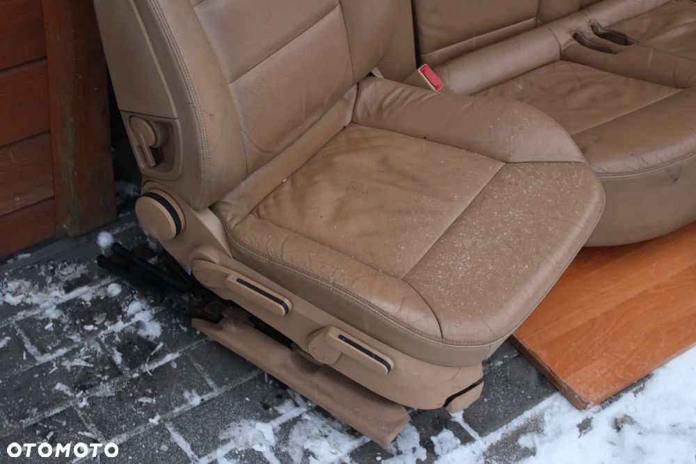 FOTELE PRZÓD FOTELE TYŁ BOCZKI PODŁOKIETNIK GRZANE PRZYCISKI PODGRZEWANIA OPEL VECTRA C KOMBI SKÓRA JASNA EUROPA - 18