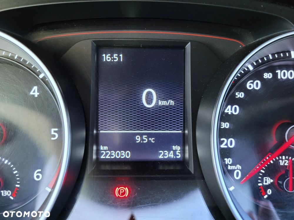 Volkswagen Golf GTD (BlueMotion Technology) - 16