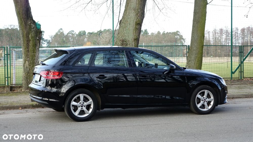 Audi A3 Sportback - 35