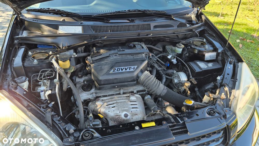 Toyota RAV4 2.0 VVT-i 4x4 - 9