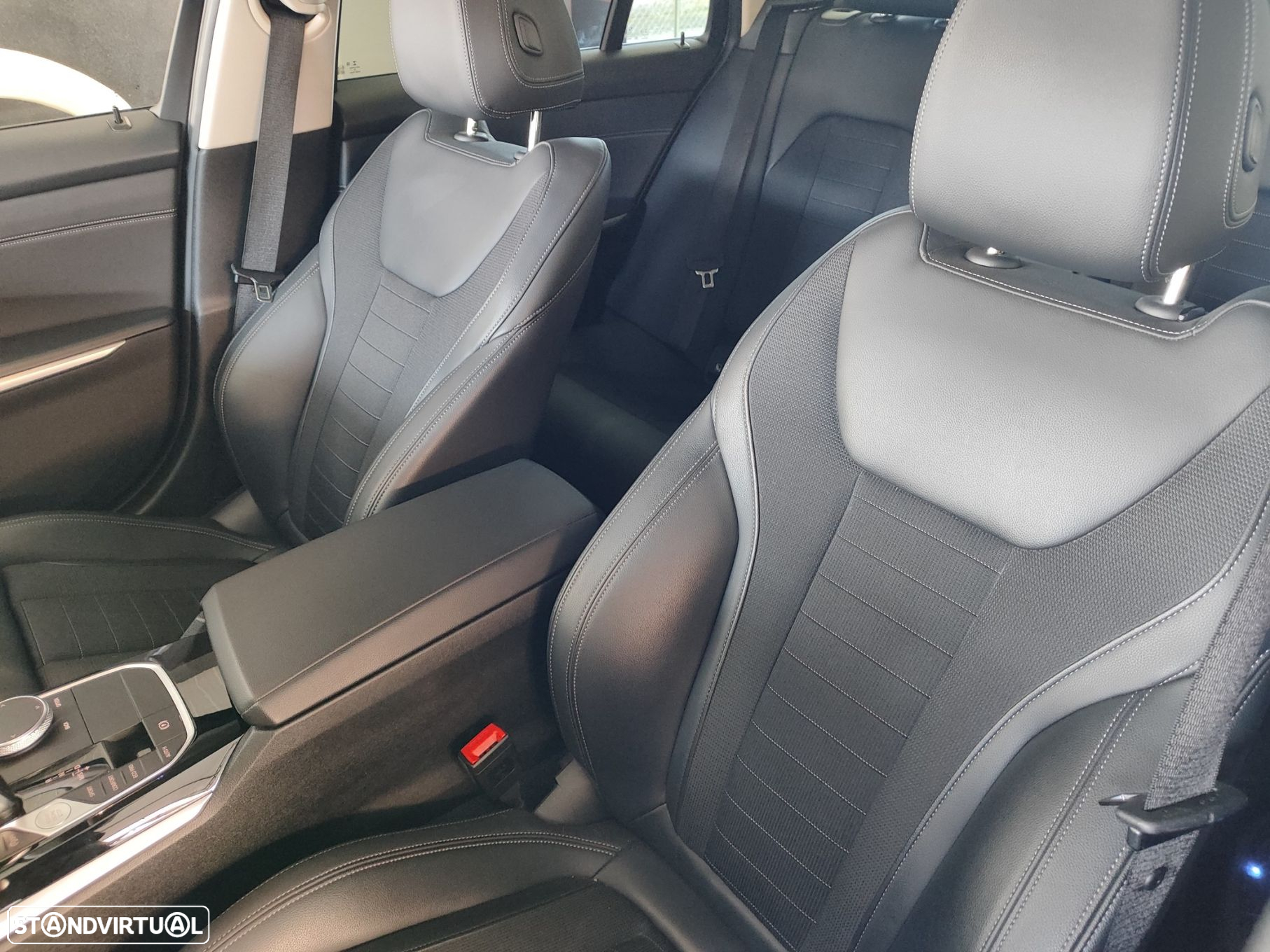 BMW 320 d Touring Line Sport Auto - 38