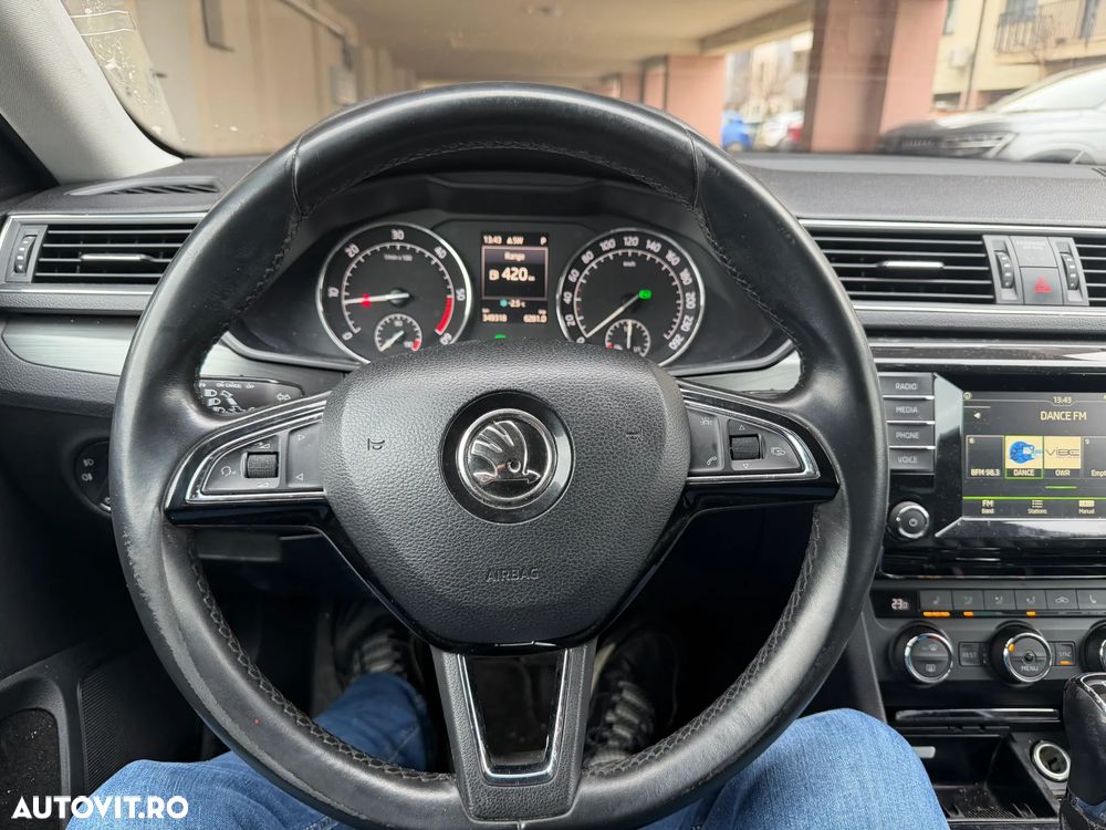 Skoda Superb 2.0 TDI DSG Ambition - 15