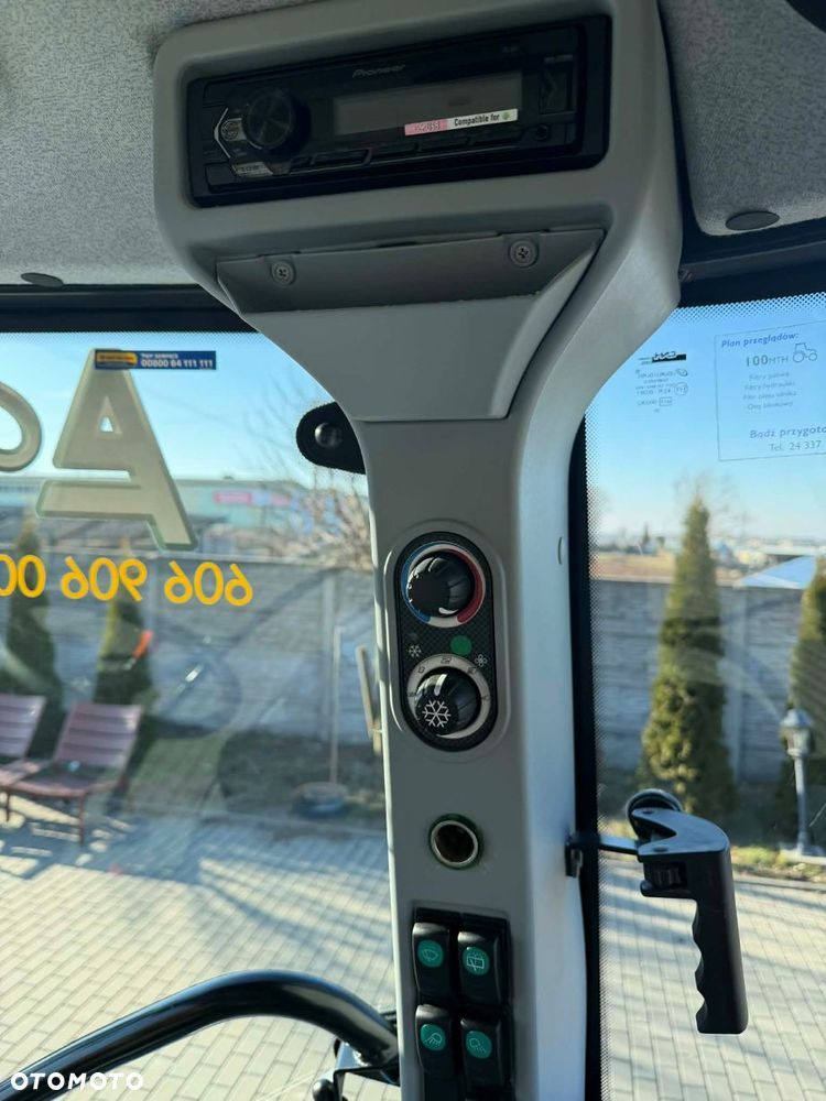 New Holland TD5.85 - 12