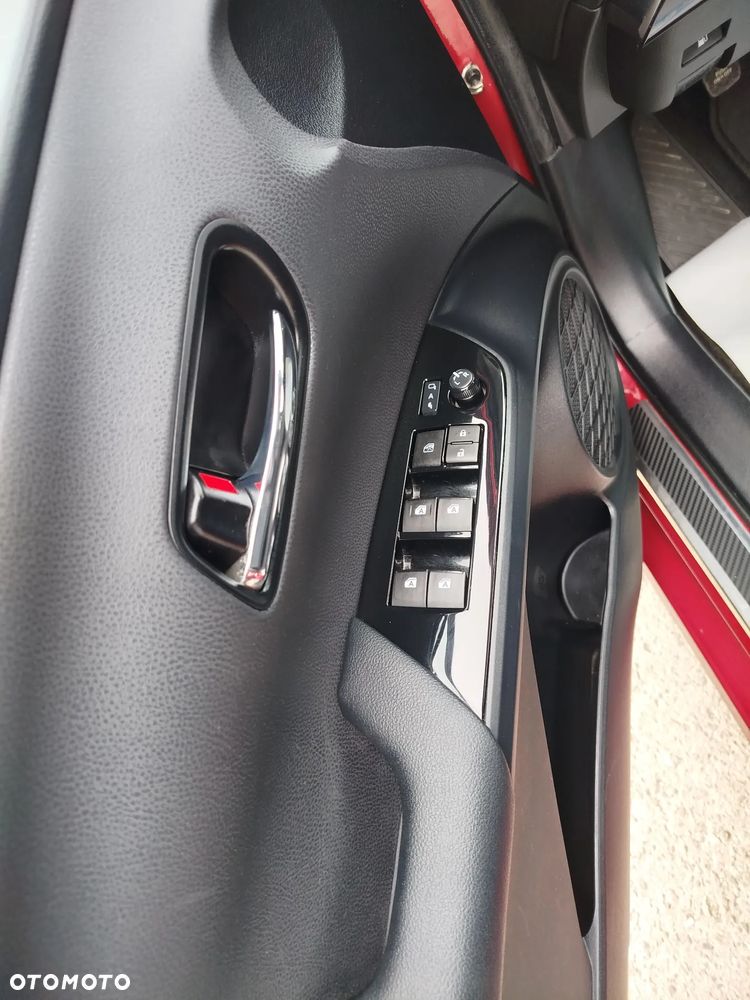 Toyota Prius Hybrid - 10