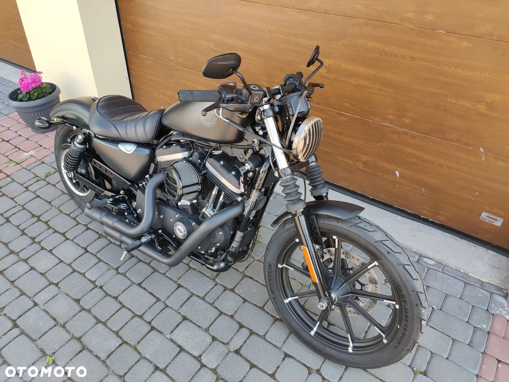 Harley-Davidson Sportster Iron 883 - 16