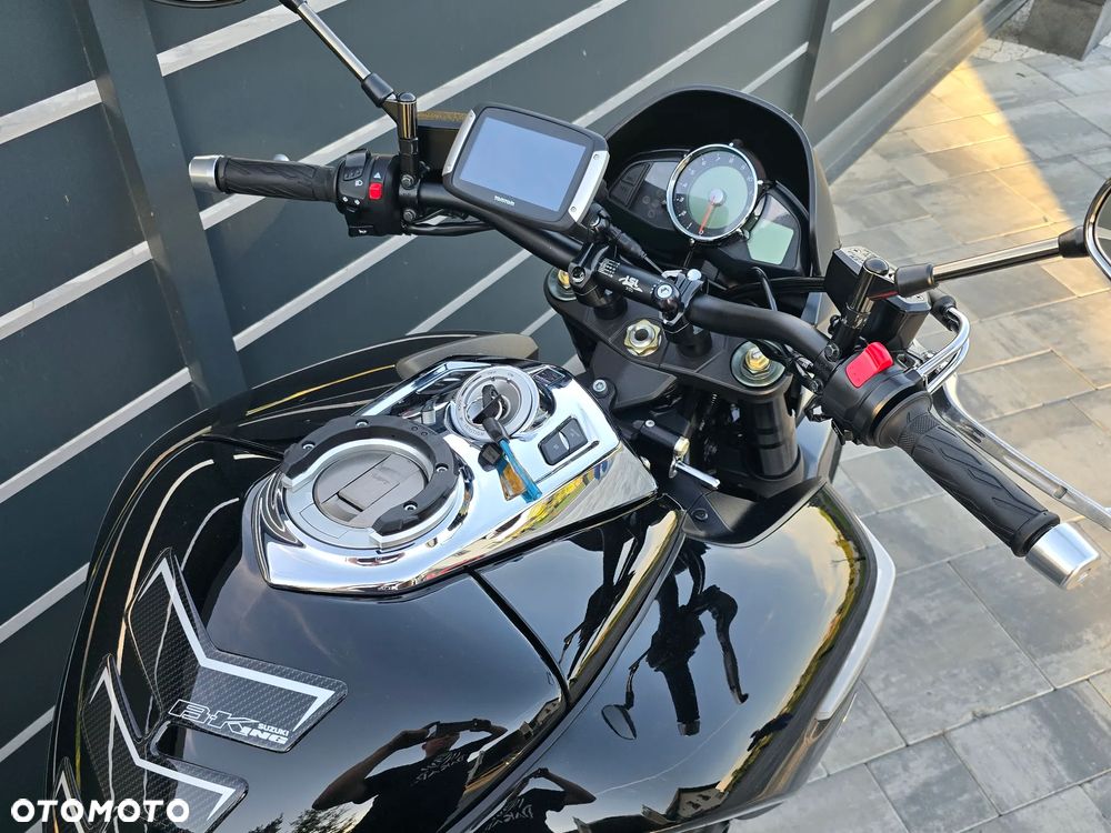 Suzuki GSX - 5