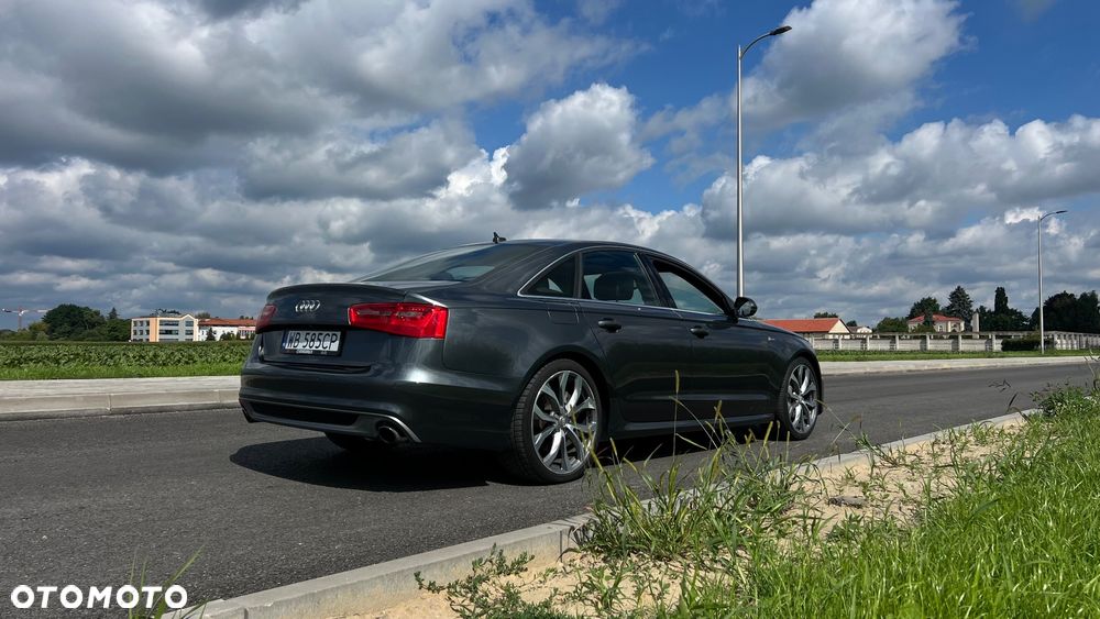 Audi A6 - 4