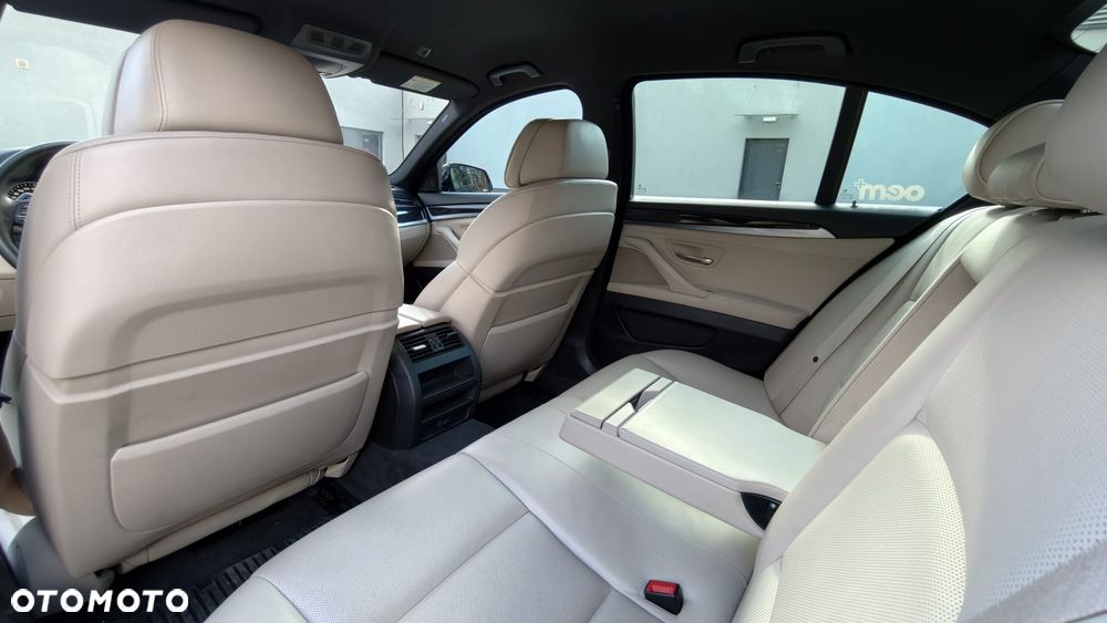 BMW Seria 5 - 24