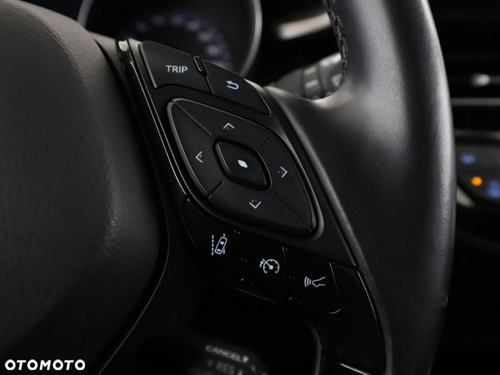 Toyota C-HR Club - 30