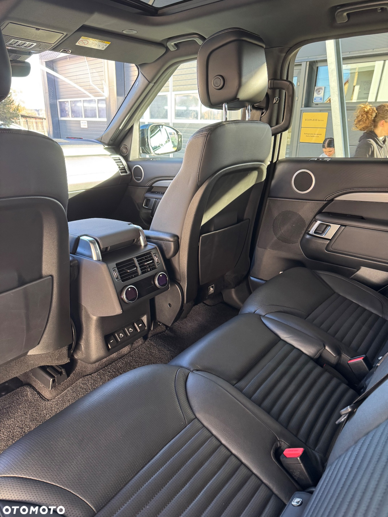 Land Rover Discovery - 14