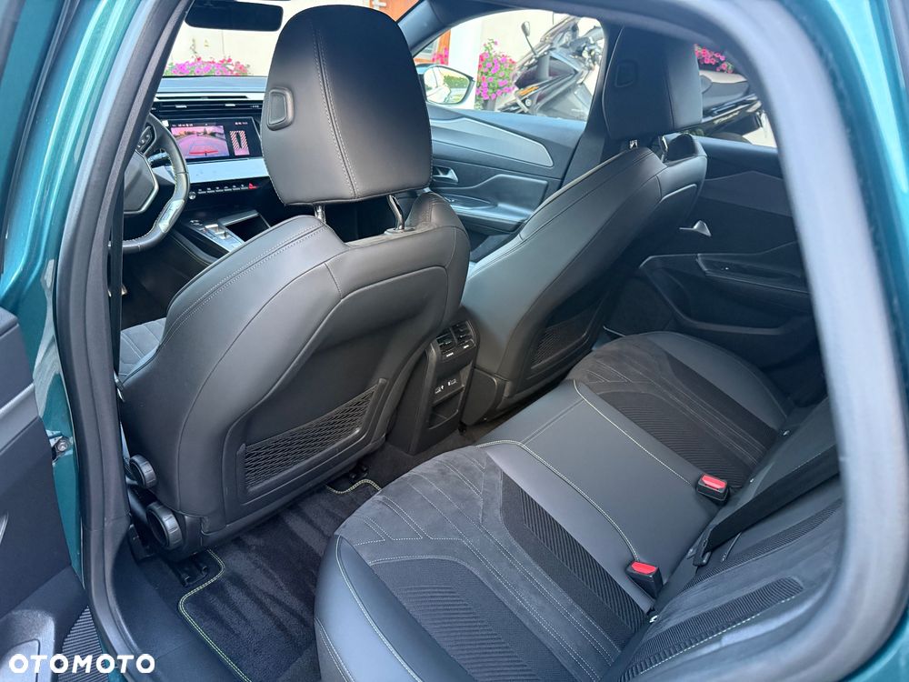 Peugeot 308 BlueHDi 130 EAT8 GT - 13