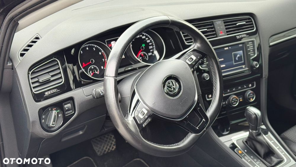Volkswagen Golf 1.4 TSI ACT BlueMotion Technology DSG Highline - 25