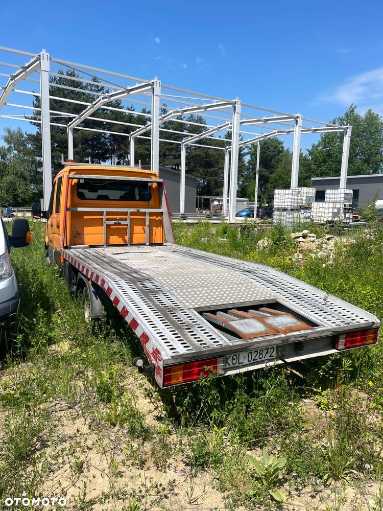 Mercedes-Benz Sprinter - 3