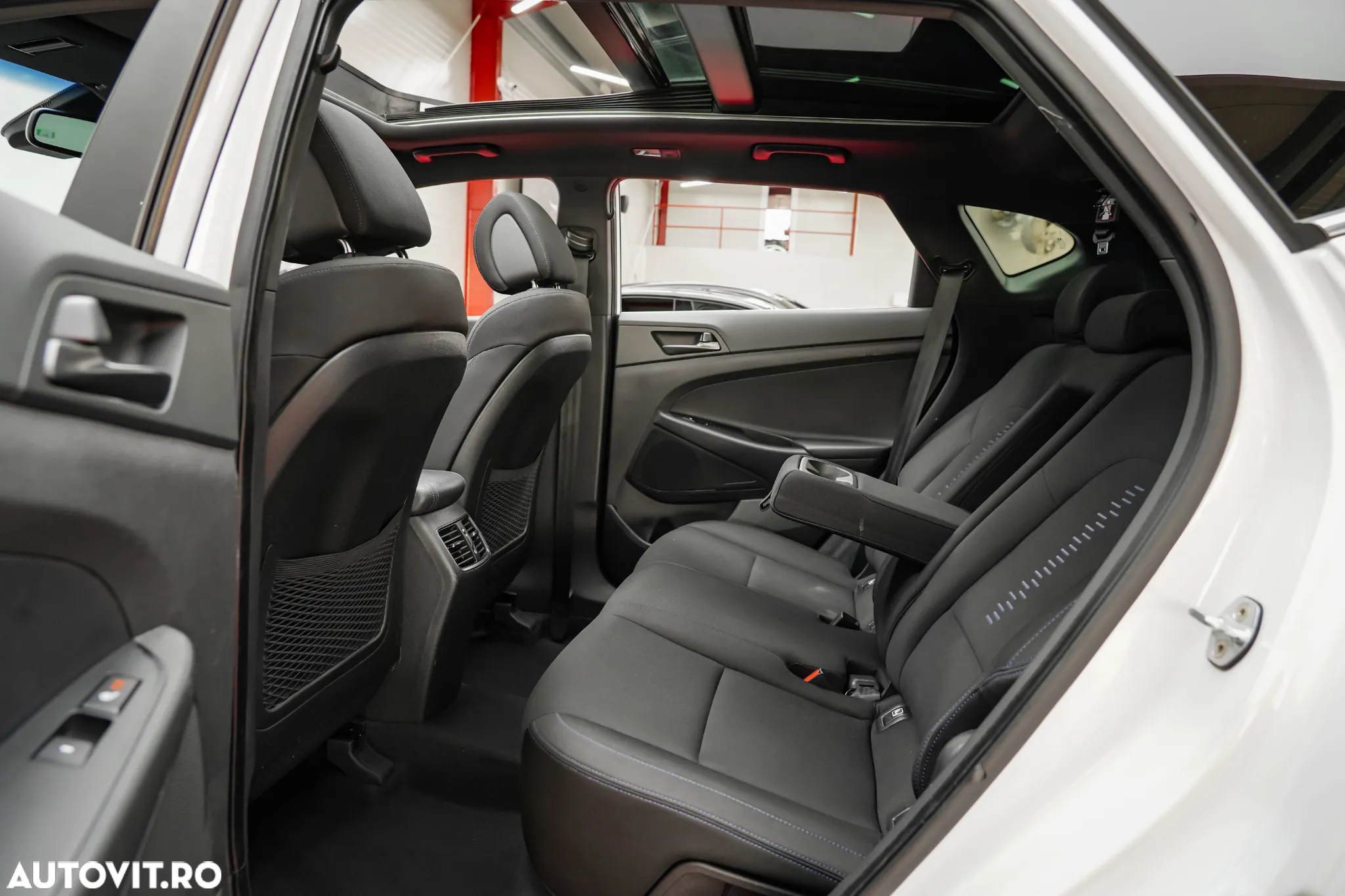 Hyundai Tucson blue 1.7 CRDi 2WD DCT Premium - 7