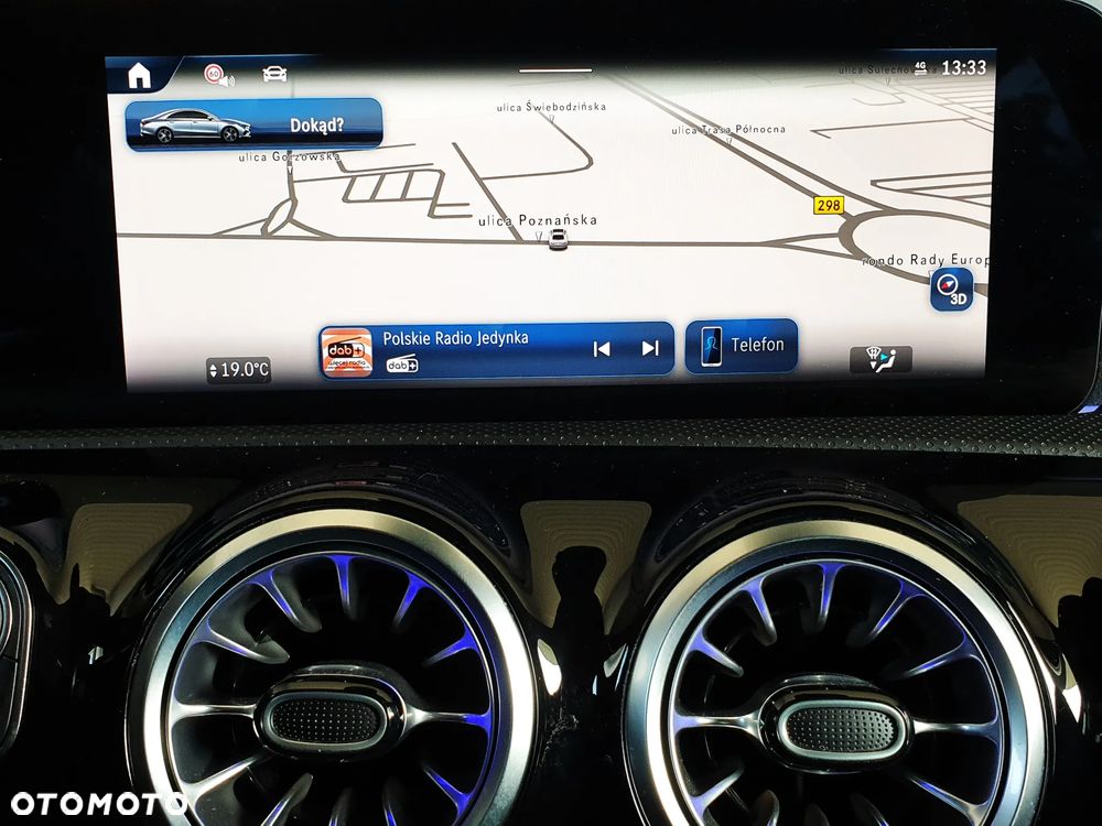 Mercedes-Benz CLA 180 AMG Line 7G-DCT - 17