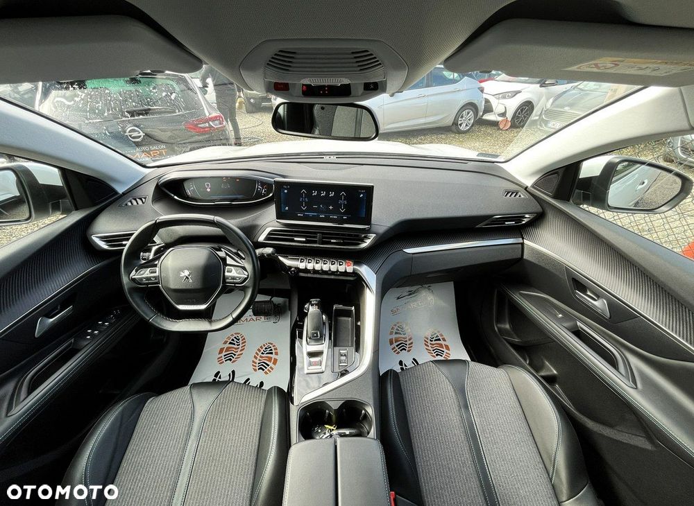 Peugeot 3008 1.2 PureTech Allure Pack S&S EAT8 - 10