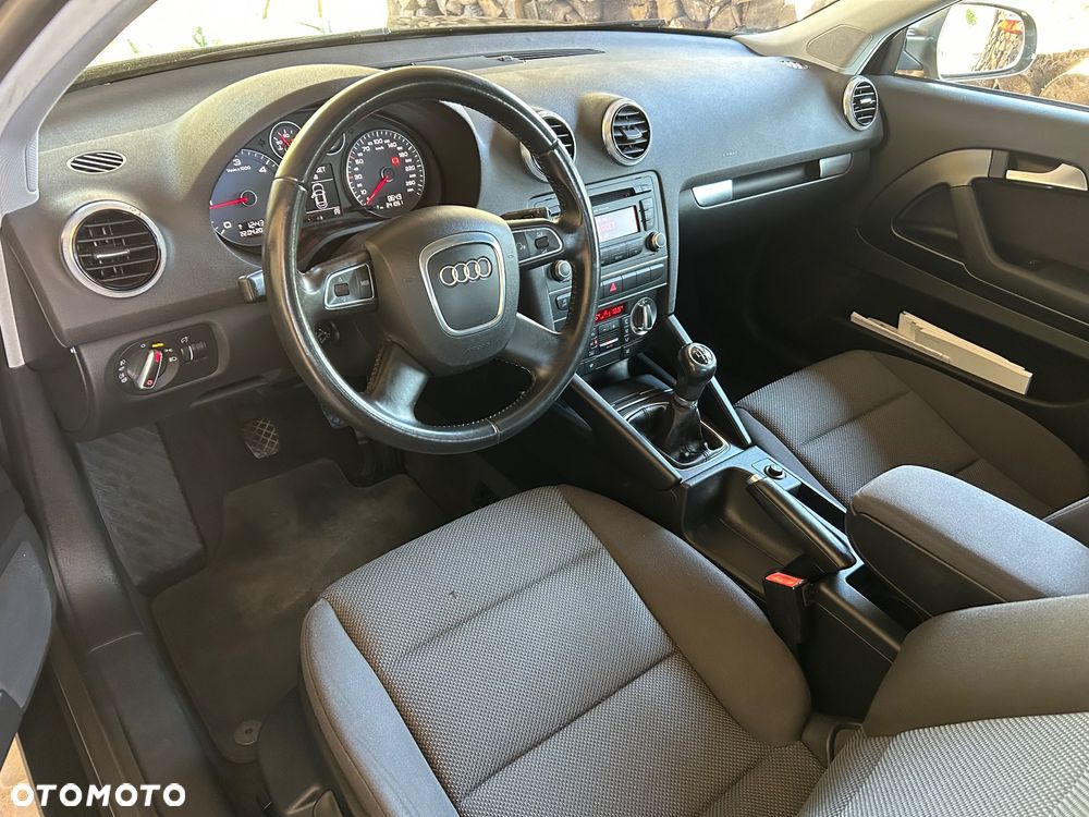 Audi A3 3-drzwiowe 1.6 TDI Attraction - 27