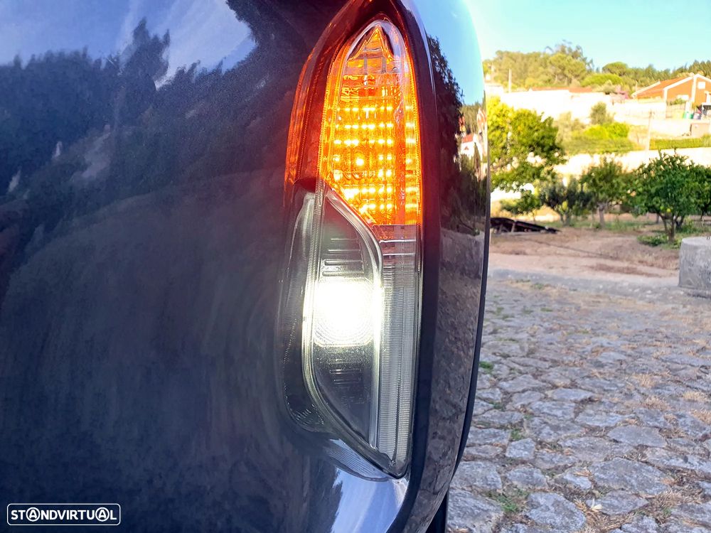 Toyota Yaris Cross 1.5 HDF Comfort Plus - 15