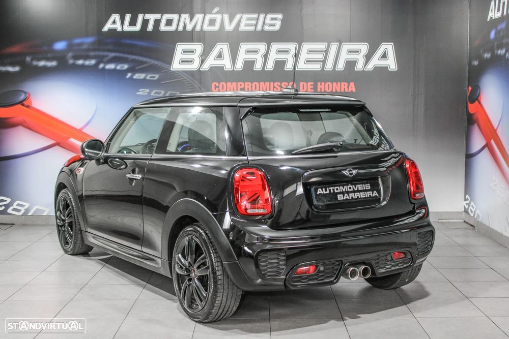 MINI 3 Portas One D - 3