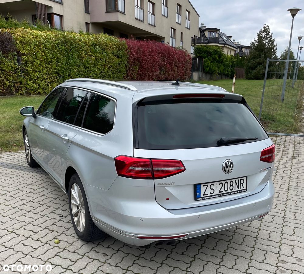 Volkswagen Passat Variant 2.0 TDI SCR DSG Highline - 18