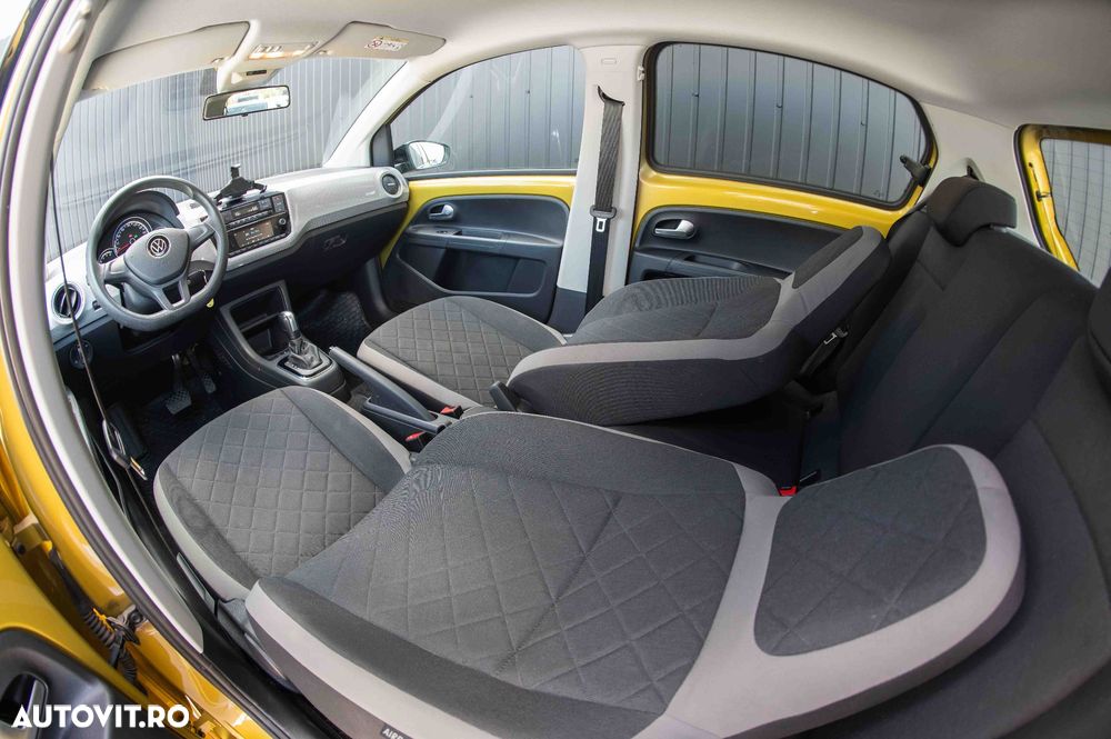 Volkswagen up! - 6