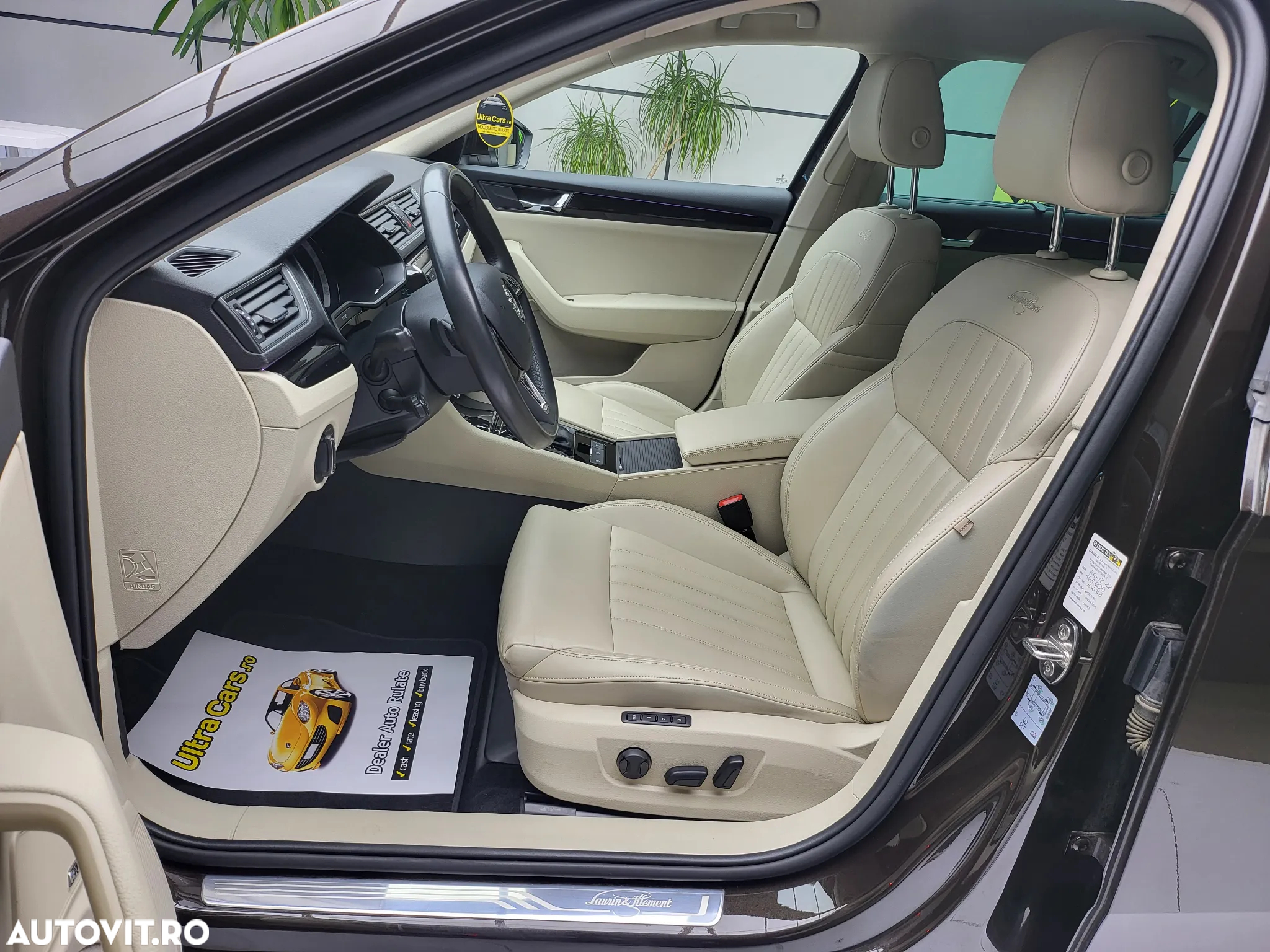 Skoda Superb 2.0 TDI 4X4 DSG Laurin & Klement - 13