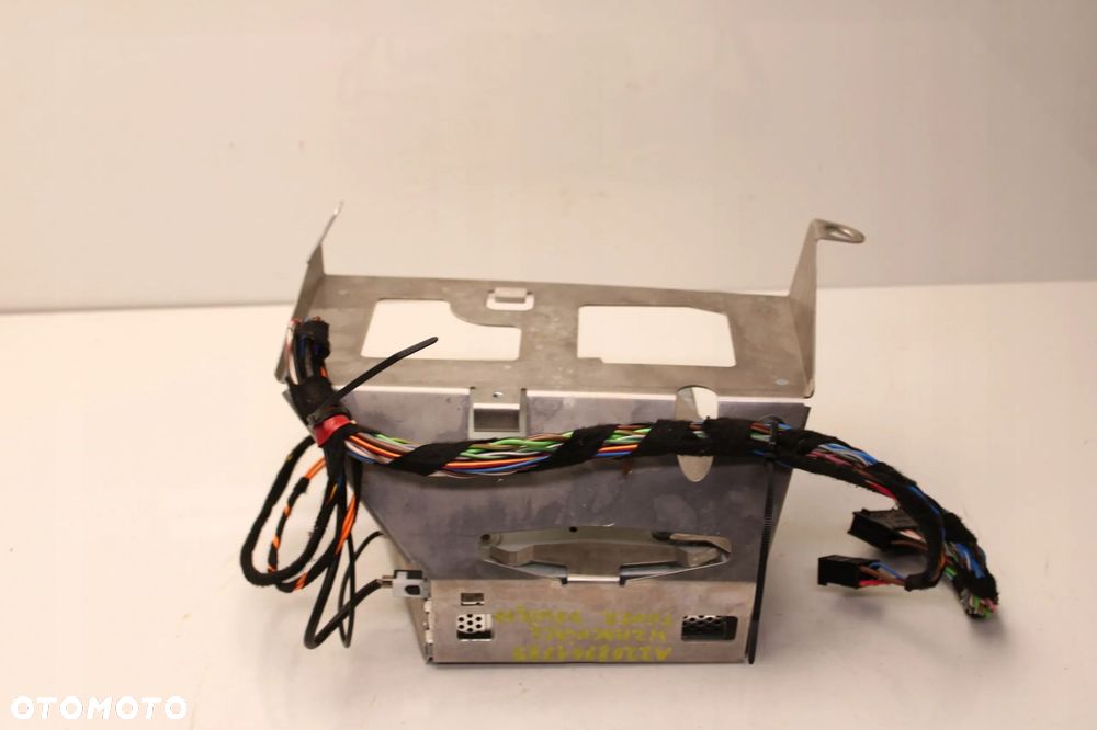MERCEDES W220 98R- WZMACNIACZ DŹWIĘKU TUNER AUDIO BECKER A2208701789 - 6