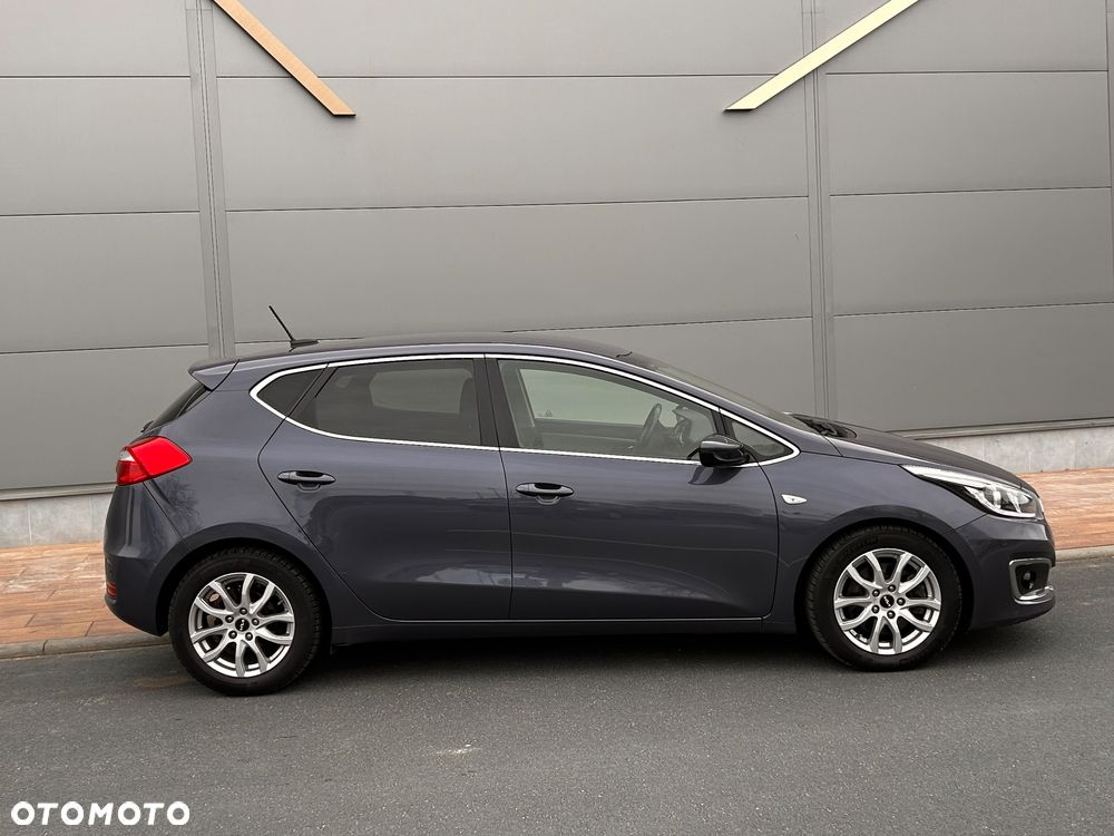 Kia Ceed 1.6 CRDi L - 22