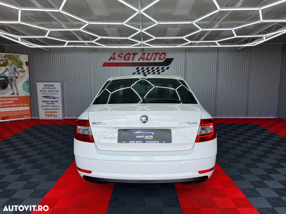 Skoda Octavia - 7