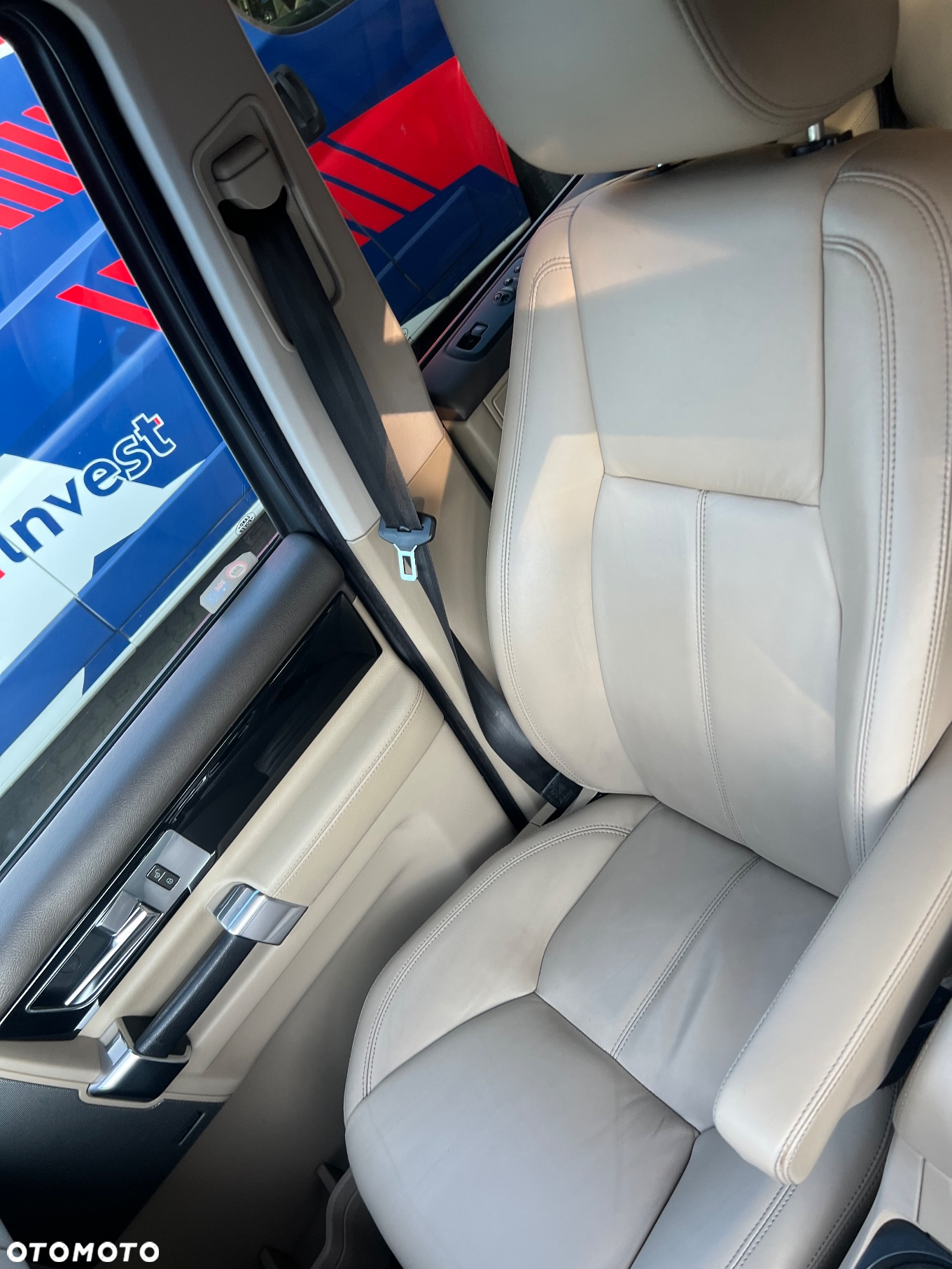 Land Rover Discovery IV 2.7D V6 HSE - 18