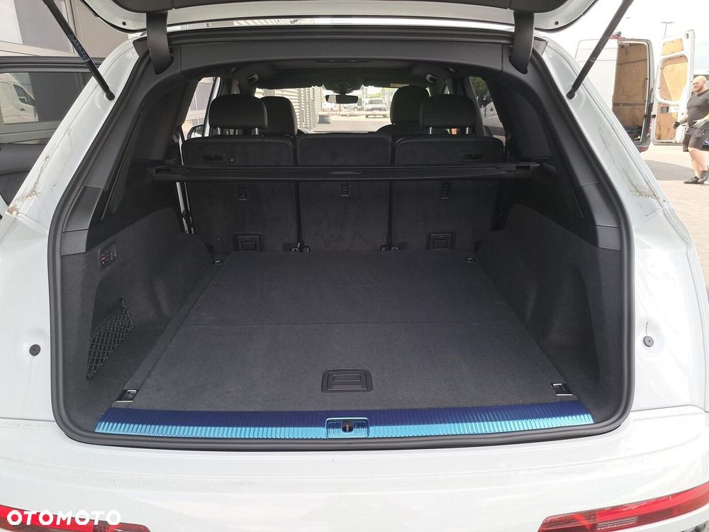 Audi Q7 - 17