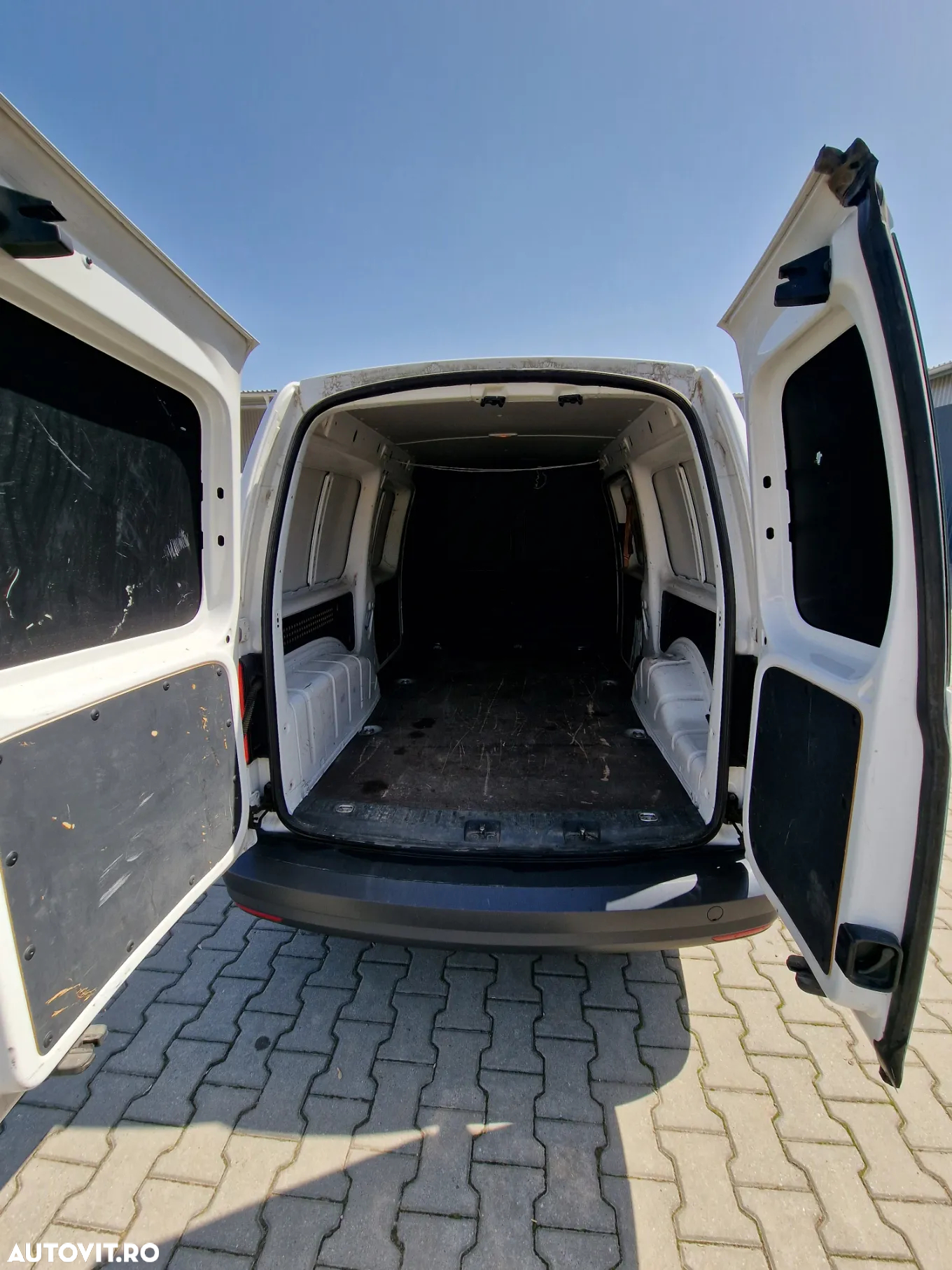 Volkswagen Caddy 2.0 TDI Maxi - 11