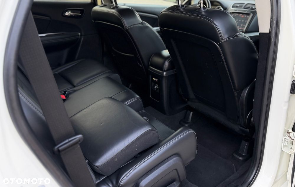 Fiat Freemont 2.0 Multijet 16V DPF Automatik Allrad Lounge - 39