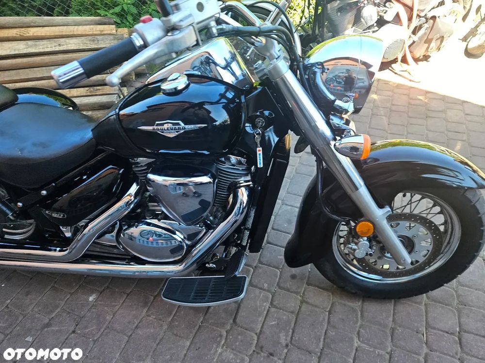 Suzuki VL 800 Volusia - Boulevard C50 - 15