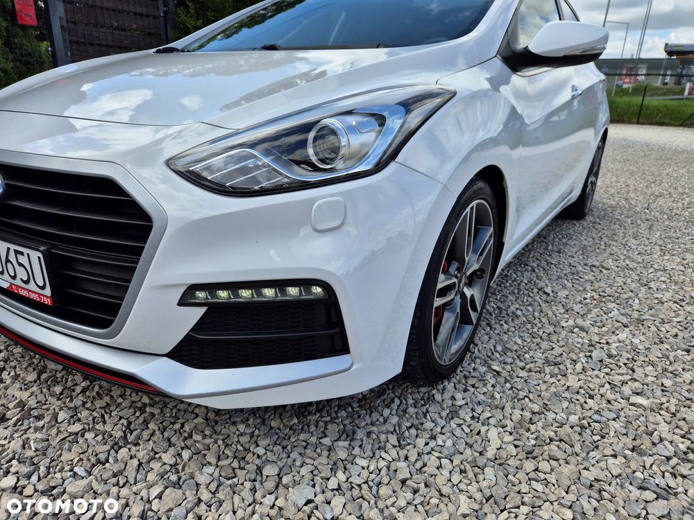 Hyundai i30 1.6 T GDI Turbo - 4