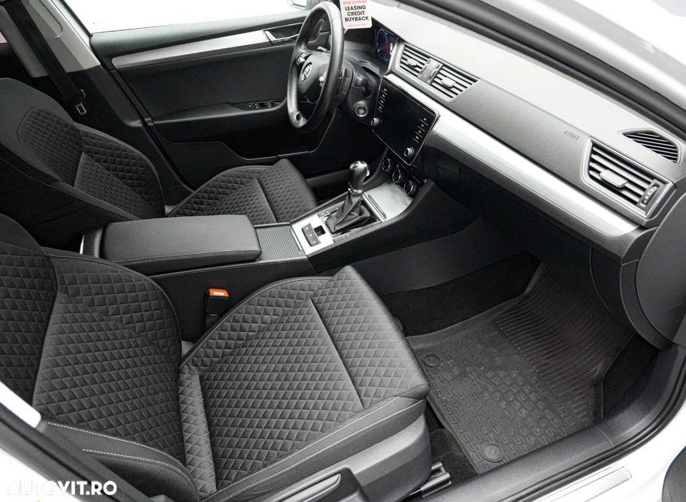 Skoda Superb 2.0 TDI DSG Ambition - 13