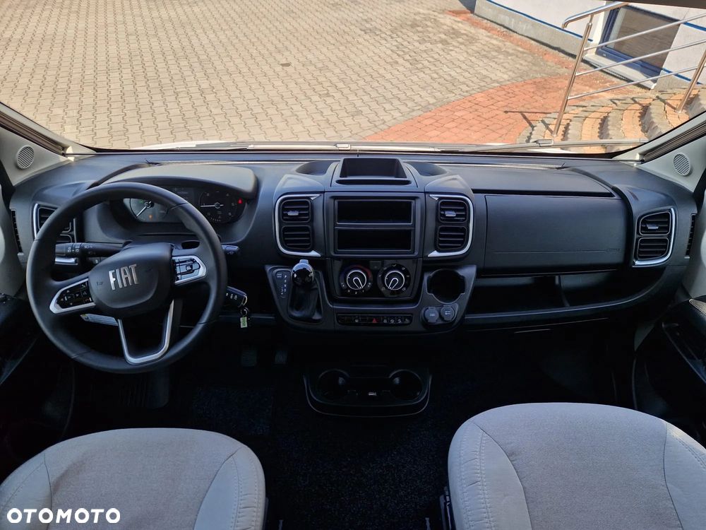 LMC INNOVAN 600 FIAT AUTOMAT 4 osobowy Panorama Zimowa Wersja FV23% - 33