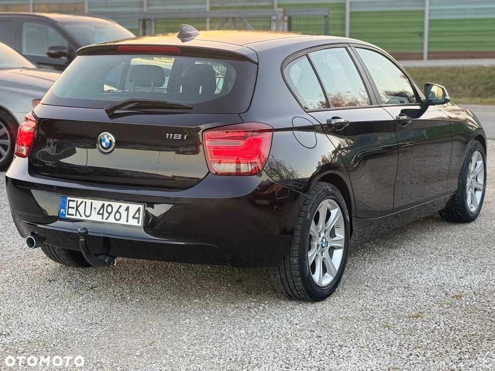 BMW Seria 1 116i - 14