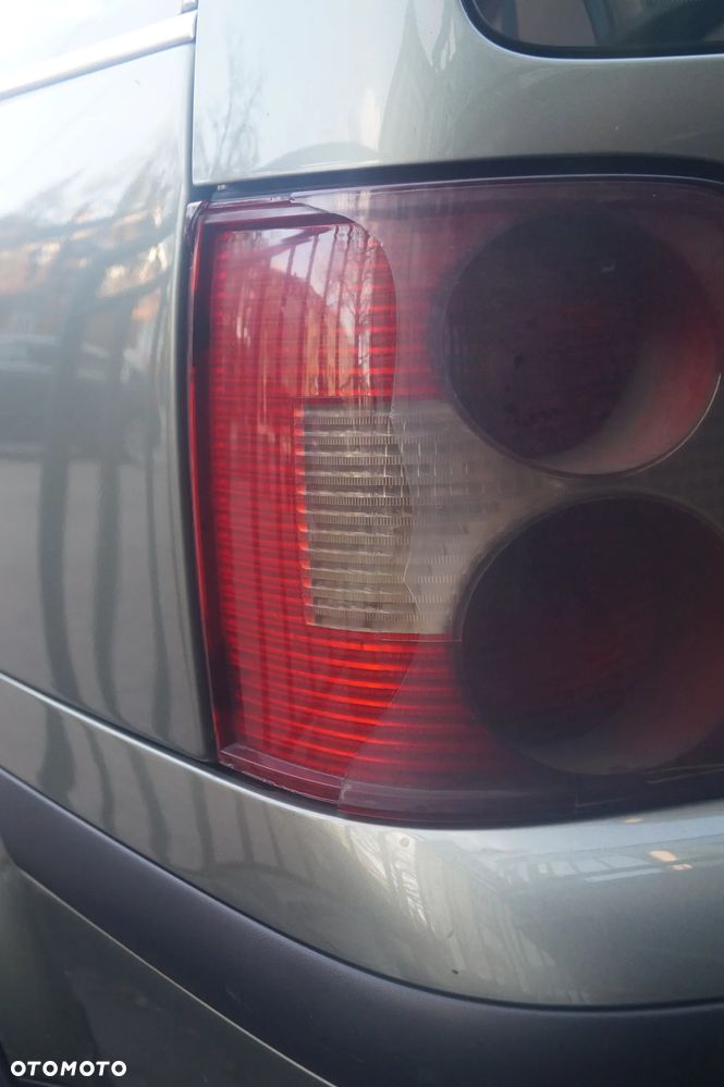 Volkswagen Passat Variant 1.9 TDI - 11