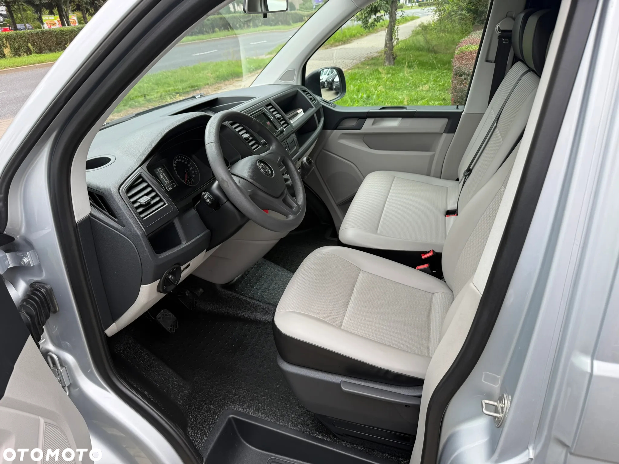 Volkswagen TRANSPORTER 2,0 TDI 102KM L2 DŁUGI NAWIGACJA / KLIMATYZACJA - 27