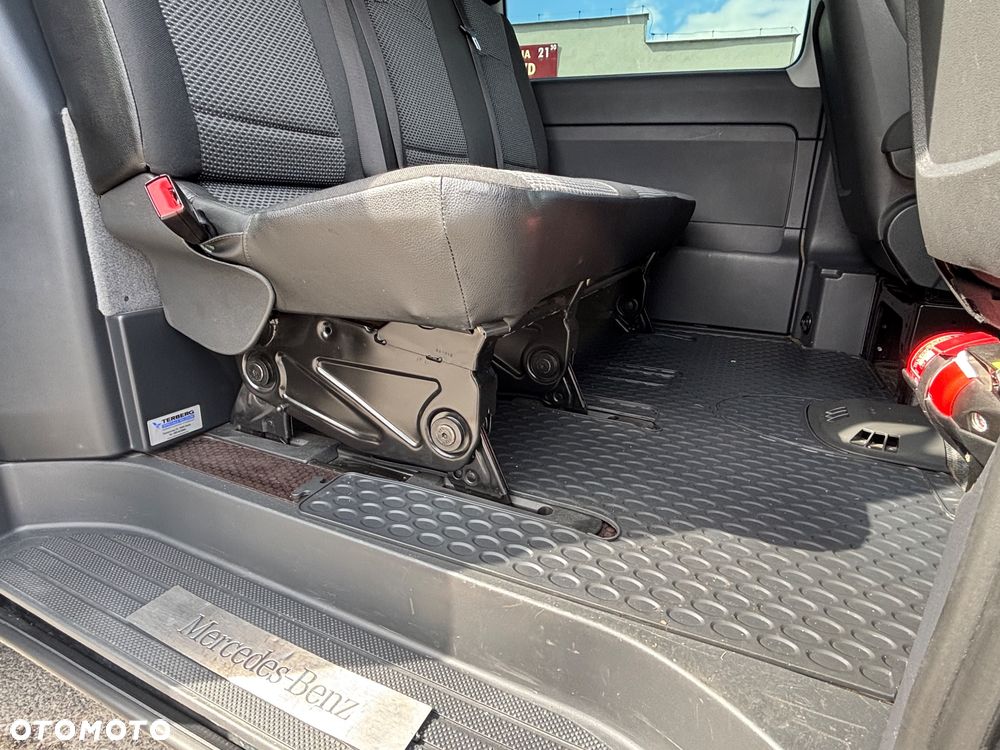 Mercedes-Benz Vito - 32