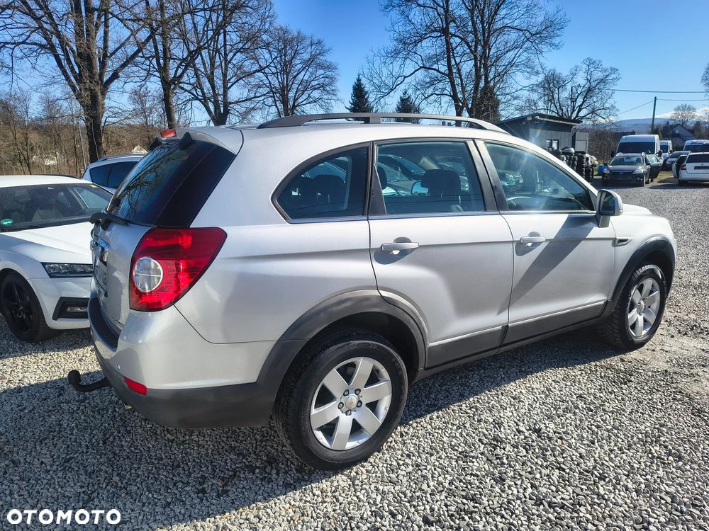 Chevrolet Captiva 2.4 2WD 7 Sitzer LS Family Edition - 6