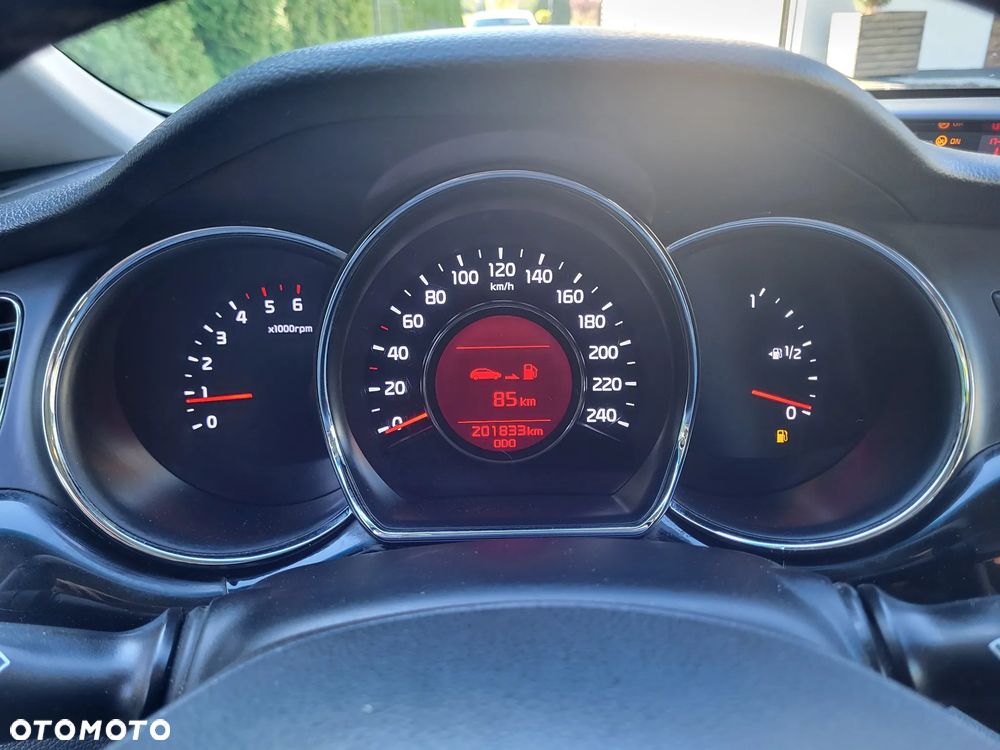 Kia Ceed - 15